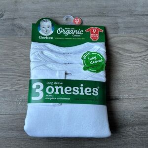 12mo Gerber onesies